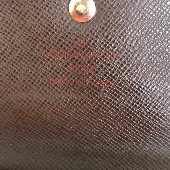 Louis Vuitton Authentic 6 Key Holder Case Damier - Picture 3 of 9